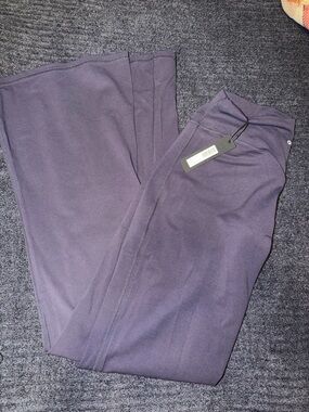 Oner active softmotion true navy flare pants